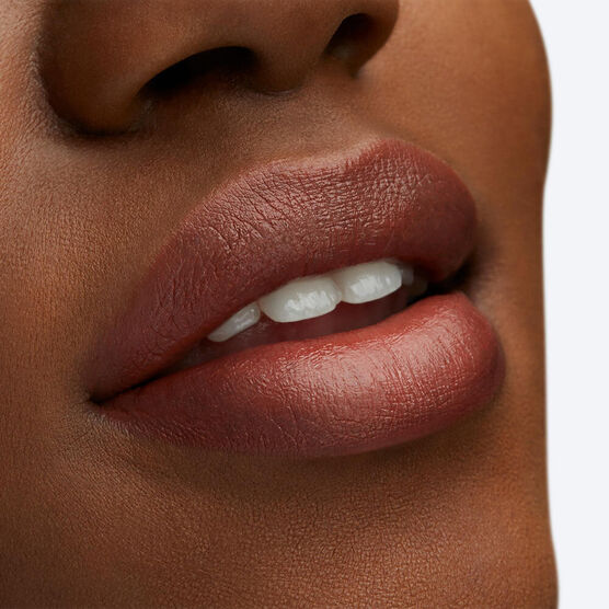 MAC        LUSTREGLASS   LIPS 3G